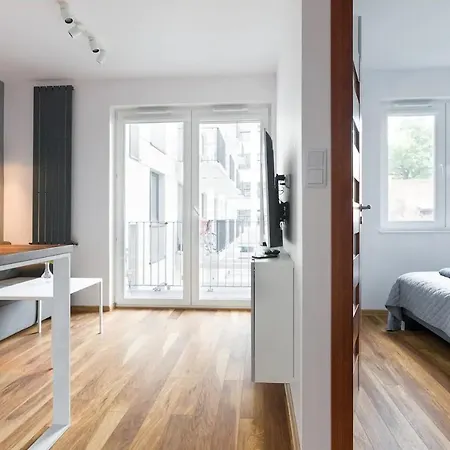 Modern And Comfortable With A Bedroom דירה *