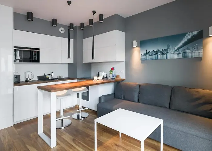 Modern And Comfortable With A Bedroom Krakow